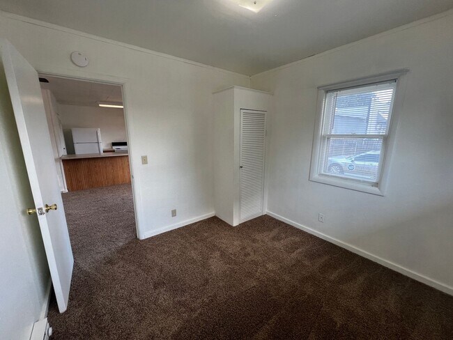 Photo - 12105 SE Market St Unit 12107