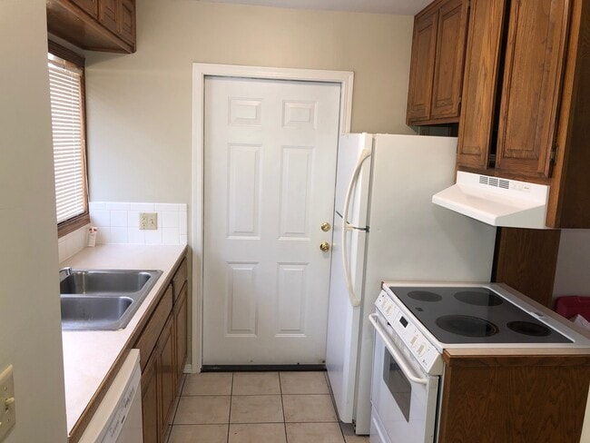 Photo - TS-Woodridge Duplex Unit TS-313