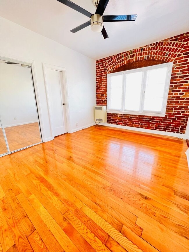 Photo - Chateau Los Feliz