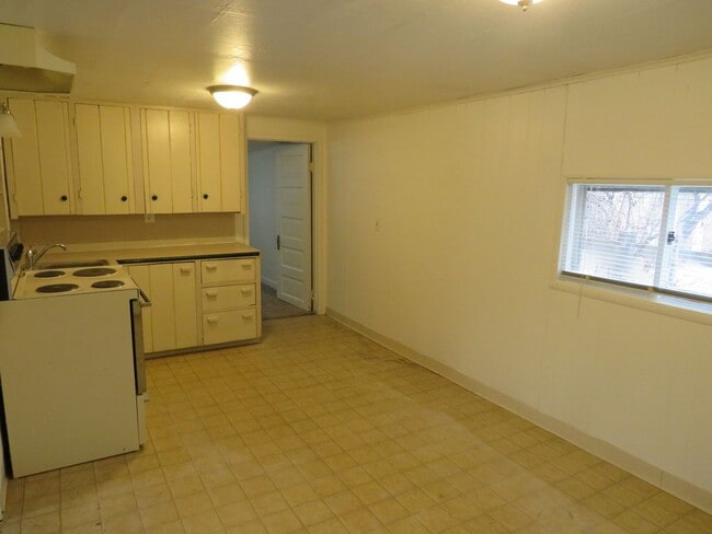 Photo - 1620 Canary Ave Unit 1620 Canary