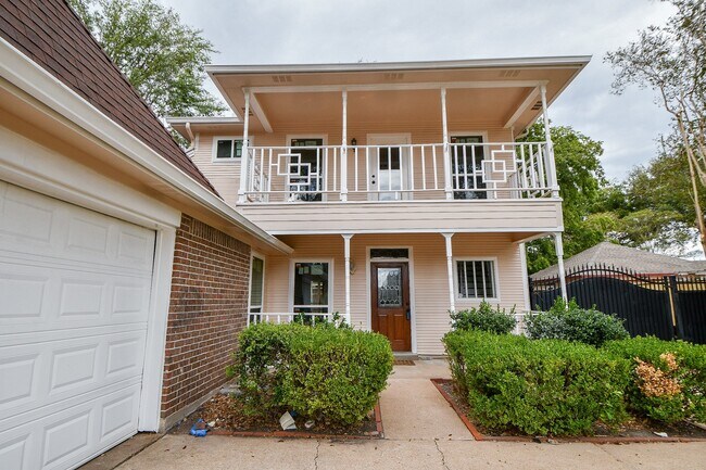 Photo - 14938 Mesita Dr