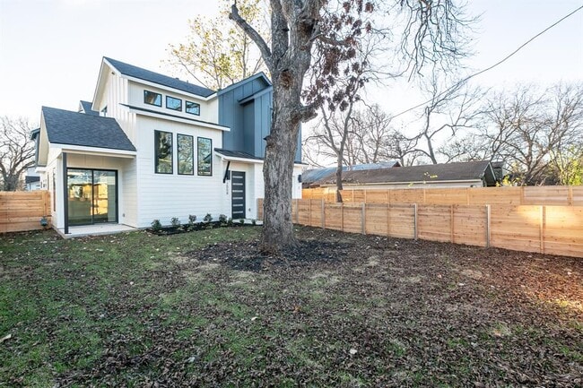 Photo - 2008 Canterbury St