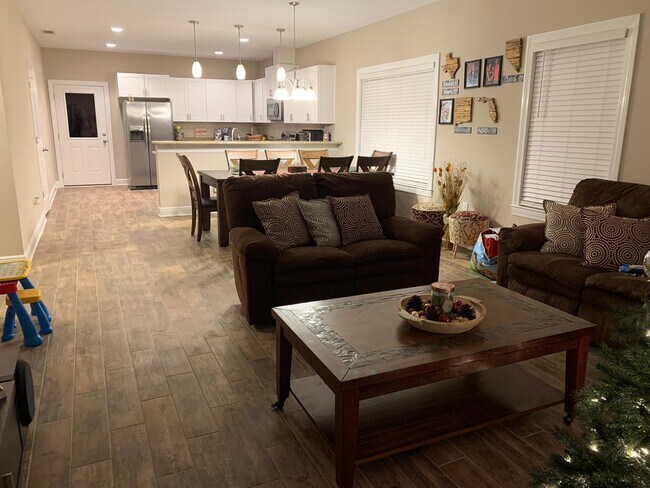 Open floor, living room, dining room, kitchen - 2273 Palo Alto St