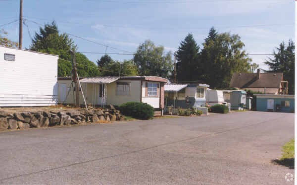 Golden Rule Mobile Home Park - Golden Rule Mobile Home Park