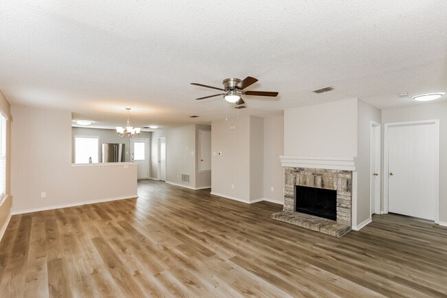 Photo - 1032 Bannack Dr