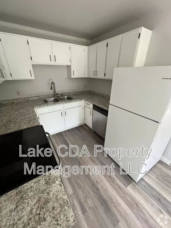 Building Photo - 1099 Woolsey Dr Unit 1099 Rental