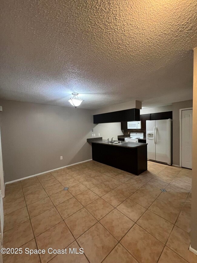 Photo - 8716 Hibiscus Ct