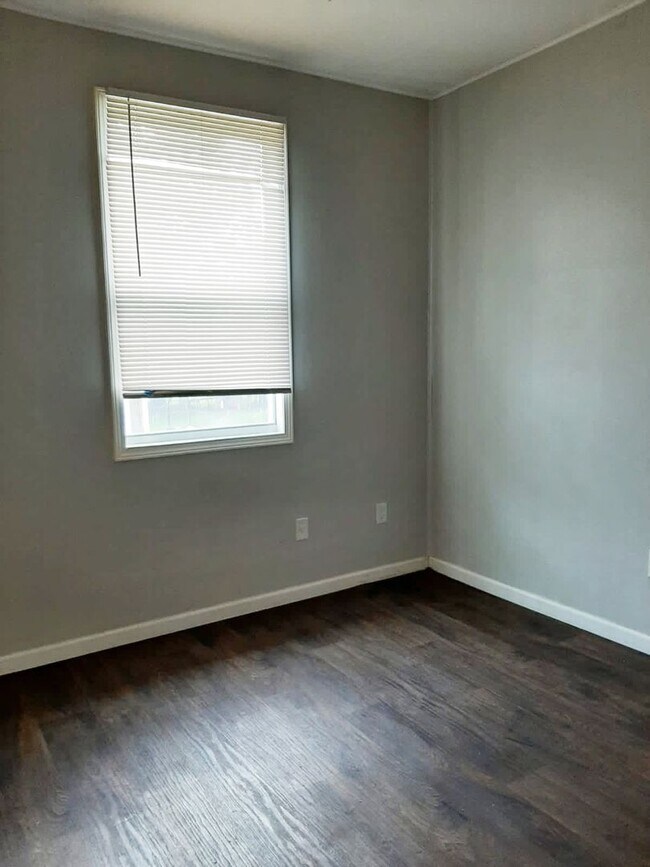 Photo - 1545 Avenue B Unit 1545 Ave B C DW