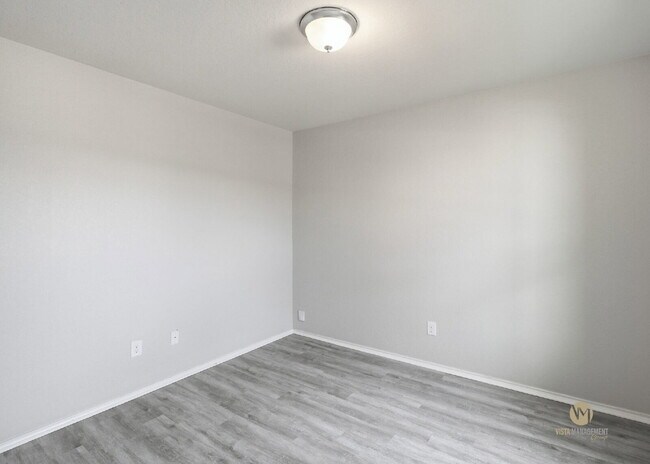 Photo - 7526 Crestway Ridge
