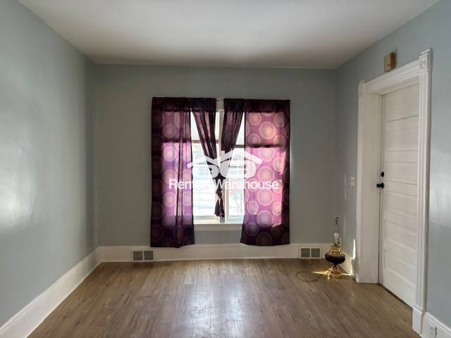 Photo - 2625 2nd Ave S
