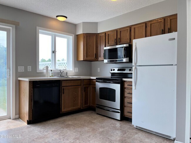 Photo - 24 Reservoir Rd