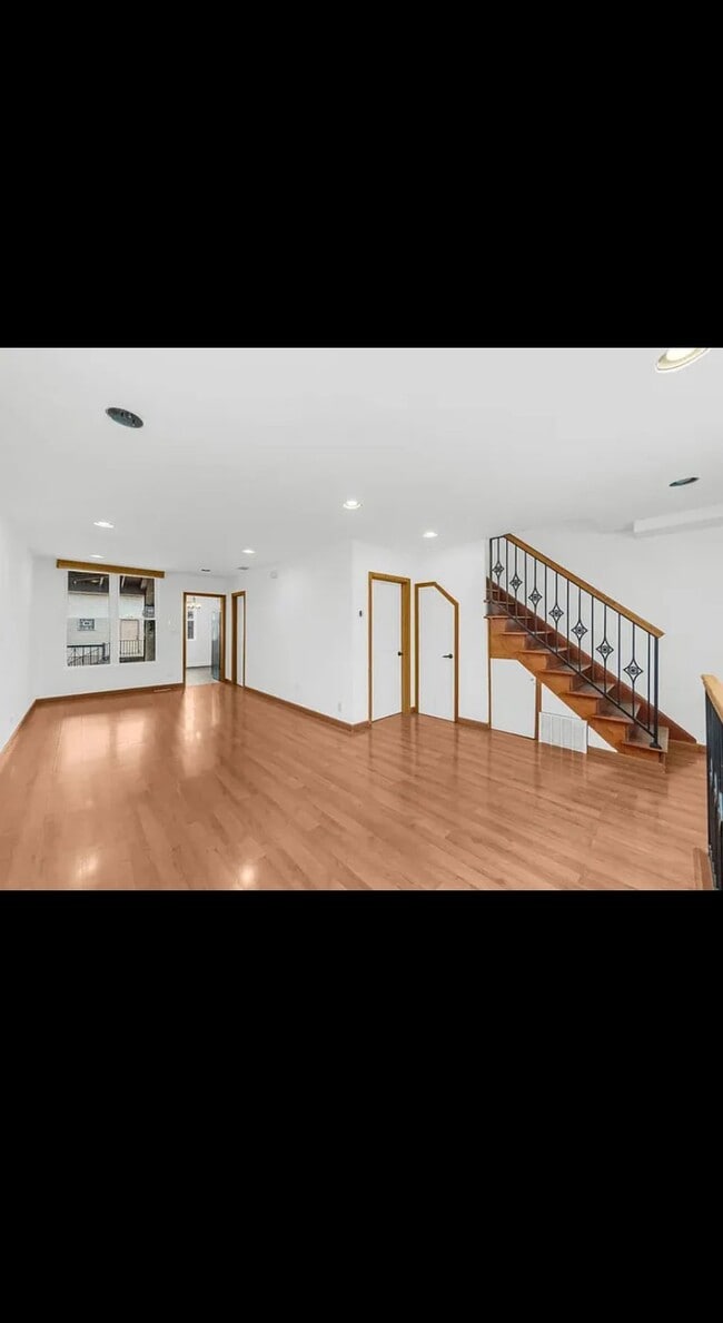 Photo - 3841 S Lowe Ave