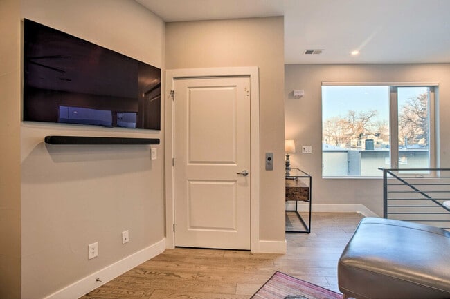 Photo - 4549 Tennyson St Unit SI ID1383699P