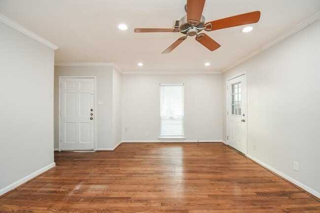 Photo - 6614 Teluco St