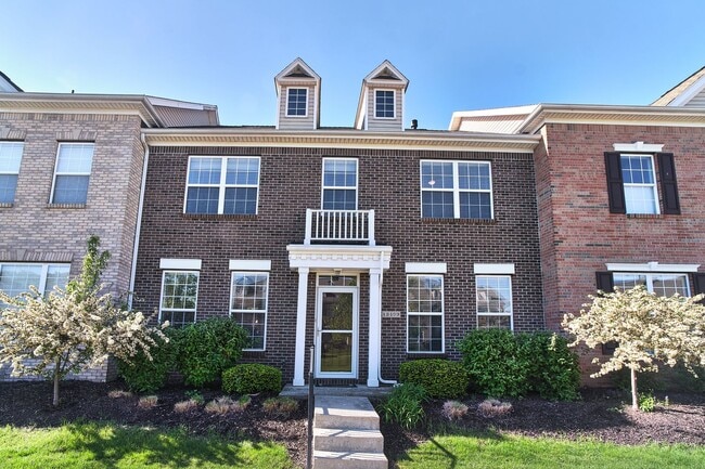 2 BDRM, 2.5BA Townhouse in Fishers - 2 BDRM, 2.5BA Townhouse in Fishers