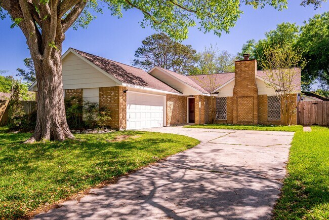 Photo - 412 Meadowpoint Dr