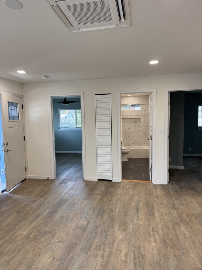 Photo - 3317 Catherine St