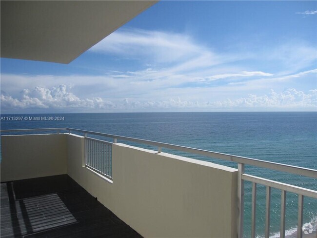 Building Photo - 3180 S Ocean Dr Unit 1008 Rental