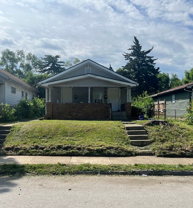 Photo - 2909 E Brookside Ave House