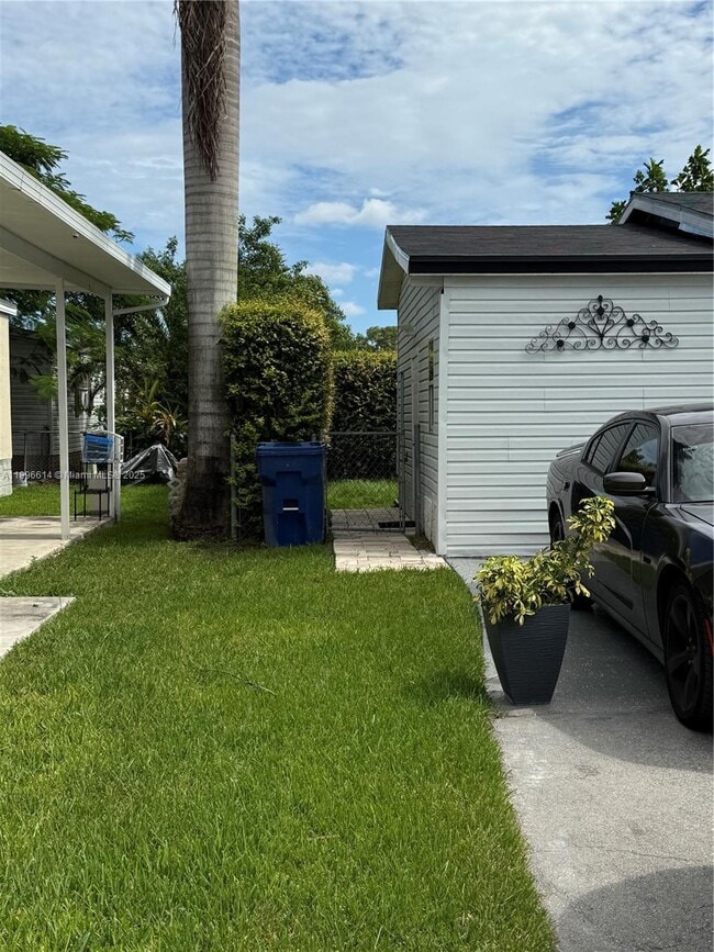 Photo - 19800 SW 180th Ave Unit 154