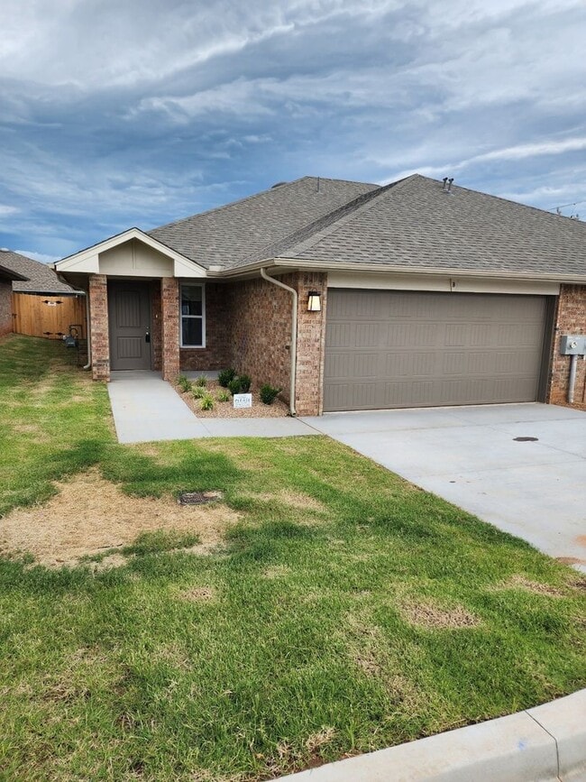 Building Photo - First Month Free! Rental