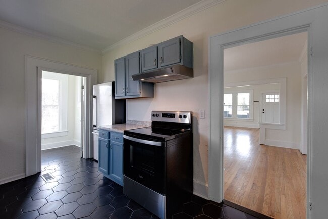 525 Terrell St