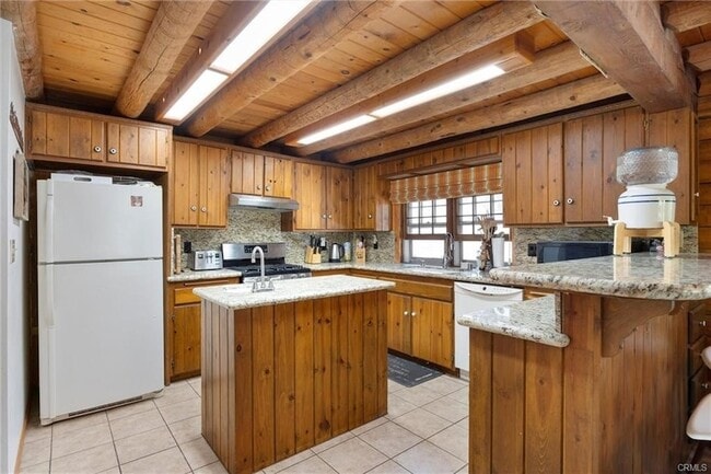 Photo - 2712 Tirol Dr