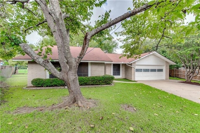 Building Photo - Nicely Updated 3 Bedroom, 2 Bath, Singe Story Home in Northwest Austin