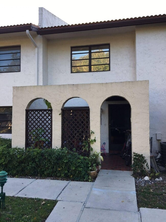 Photo - 21643 Cypress Rd Unit 14c