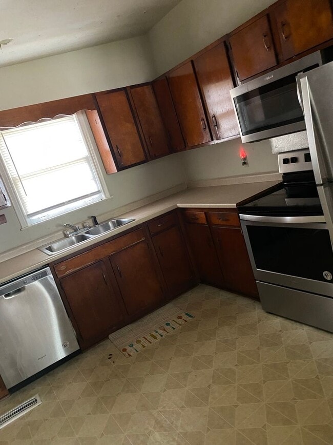 Photo - 1622 Sharkey St Unit 1622 Sharkey Street