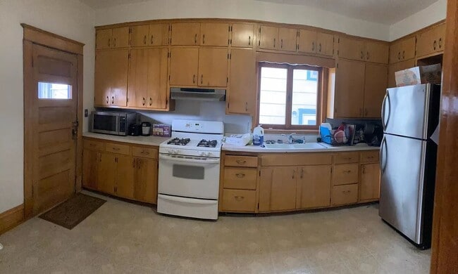 Photo - 1478 Van Buren Ave