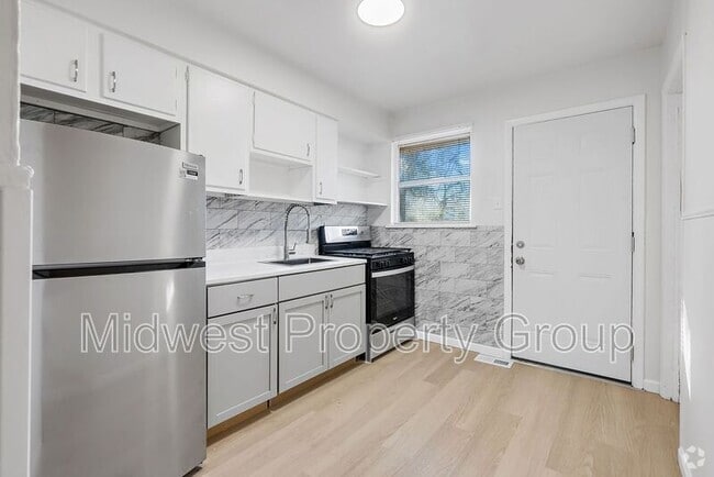 Building Photo - 3321 W Milton Ave Rental