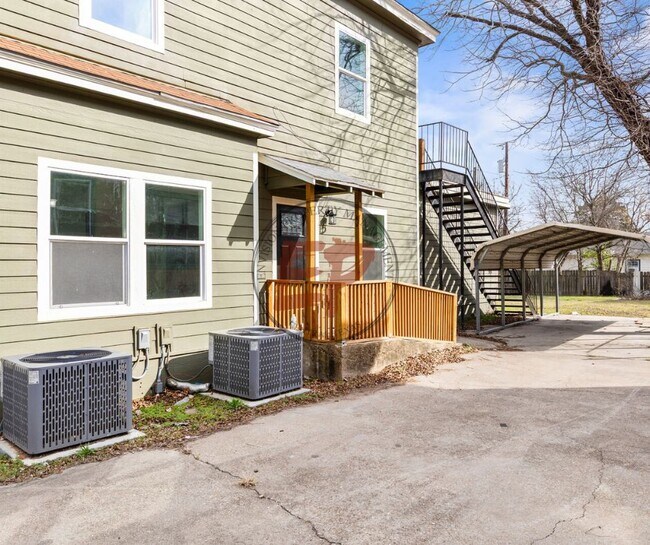 Photo - 2208 Gorman Ave