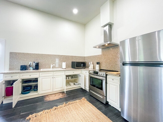 Photo - 2420 Martin Luther King Junior Blvd