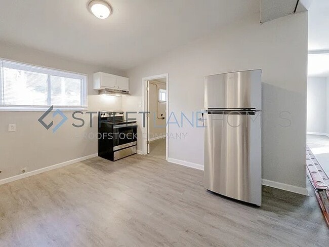Photo - 8314 Sagewood Ln