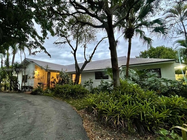 Building Photo - 8501 SW 178th St