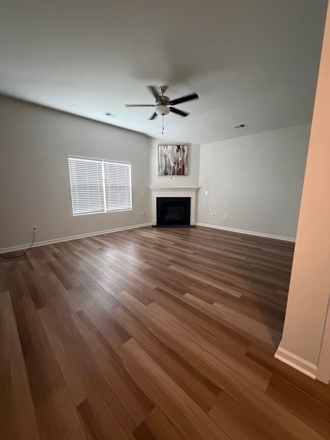Photo - 1317 Boswell Ct