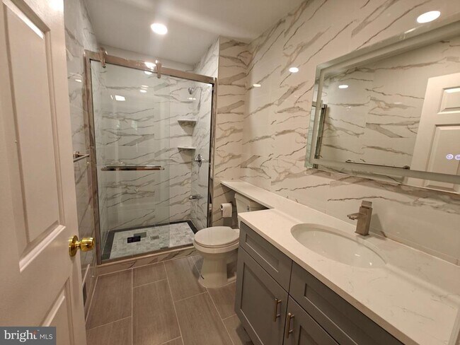 Photo - 14 Voscek Ct