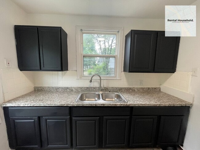 Photo - 18601 Pembroke Ave