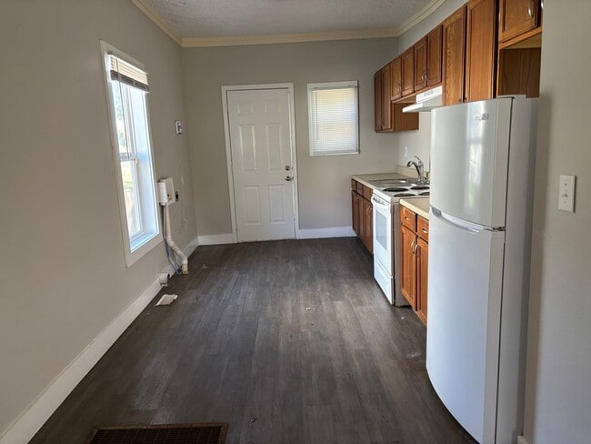 Photo - Charming 3-Bedroom Home Near the Park – Pe...