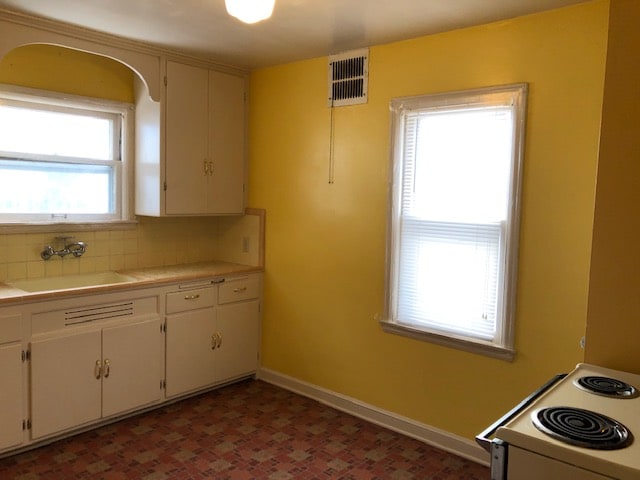 Photo - 405 S Hine Ave