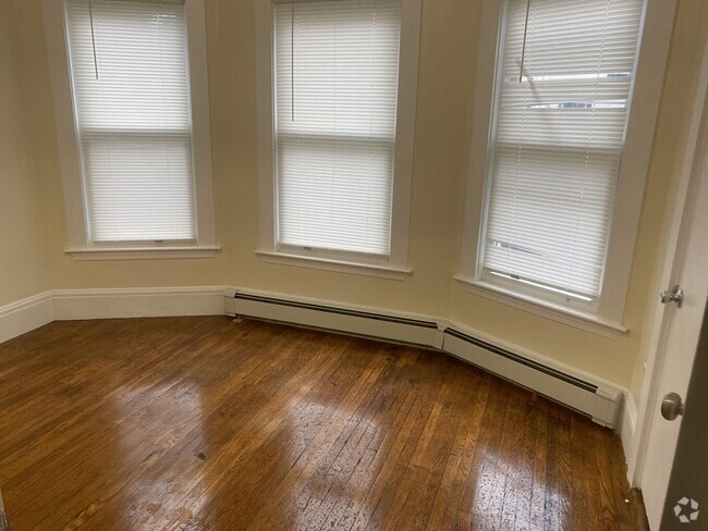Building Photo - 19 Beltran St Rental