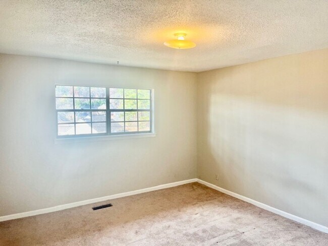 Photo - 213 Chateau Dr SE Unit 213 E3 Chateau Drive