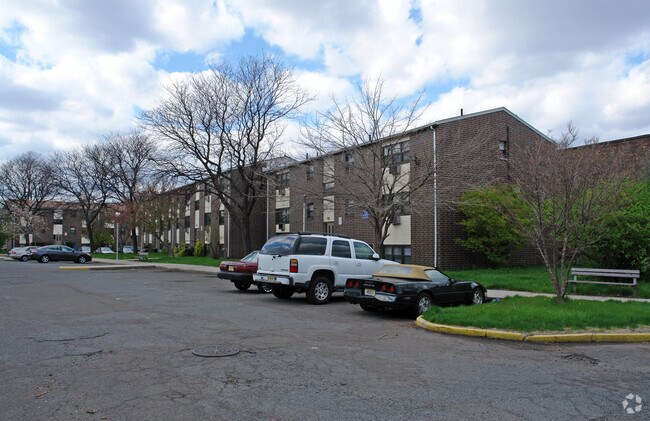Photo - Catherine Court Apartments