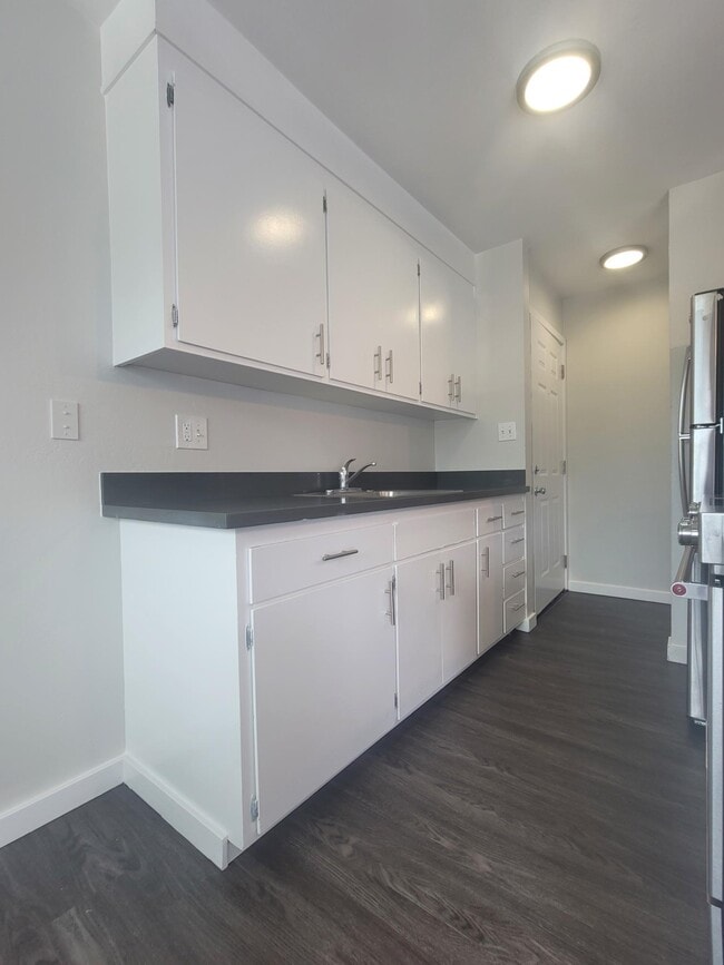 Hilborn Apartments