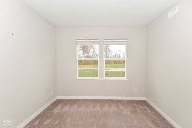 Photo - 5043 Maddox Ln