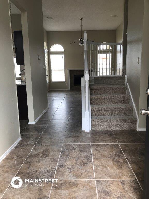 Photo - 219 N Waterford Oaks Dr