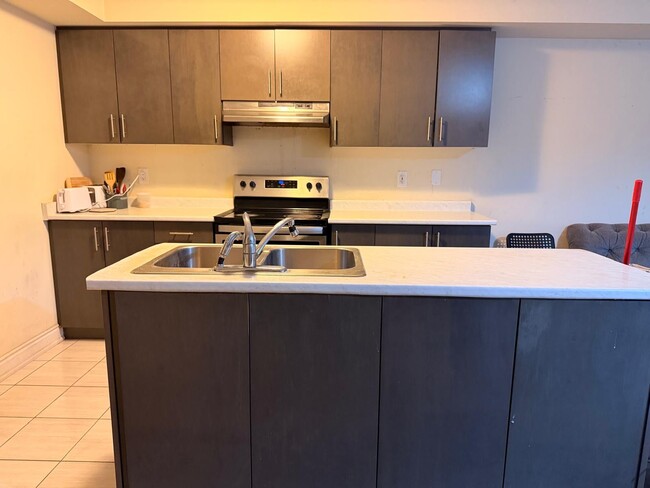 Photo - 456 Linden Dr