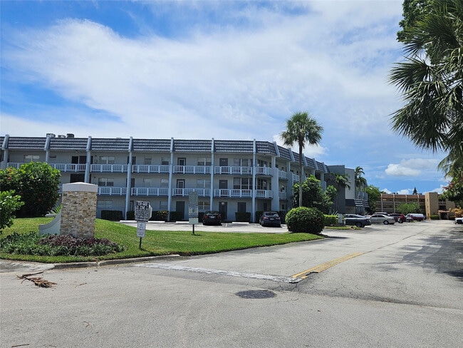 Photo - 6650 Royal Palm Blvd Unit 315C