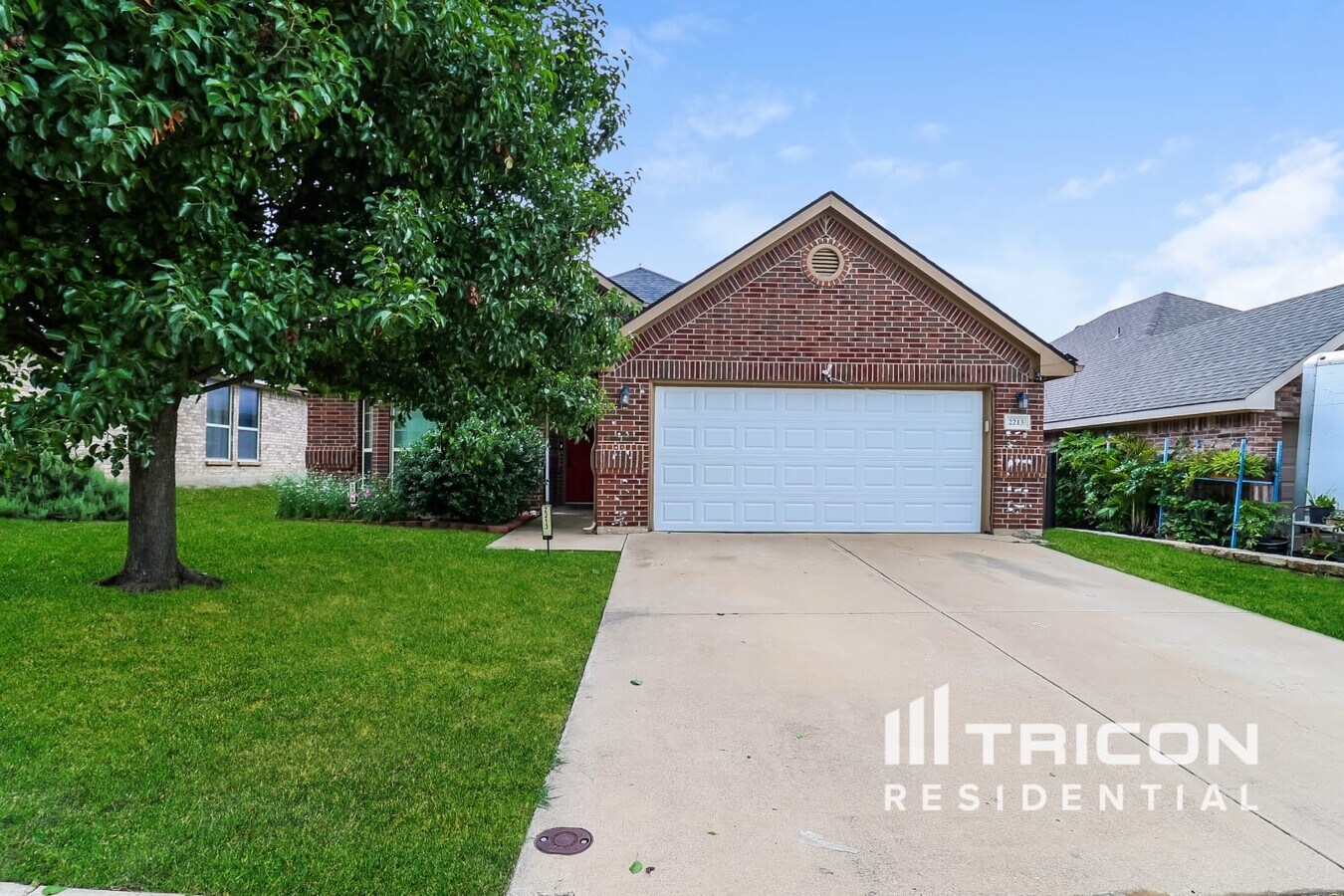 Photo - 2213 Wakecrest Dr House
